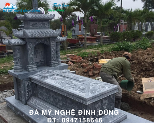 Mộ Công Giáo 02